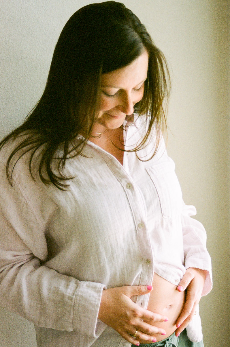 maternity film photos in portland, oregon